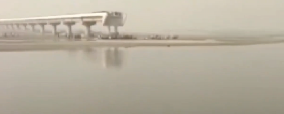 NAVIGACIJA IH ODVELA PRAVO U SMRT! Kolima se survali sa nedovršenog mosta, meštani pronašli beživotna tela! (FOTO/VIDEO)