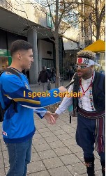 "SRBI SU LUDI KAO STRUJA" Japanac sreo Amerikanca u Beogradu i napravili su snimak o kom svi pričaju (VIDEO)