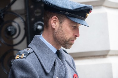 PRINC VILIJAM JE U VELIKOM PROBLEMU Zaboravio je šta znači mir i tišina, a za sve je kriv njegov sin