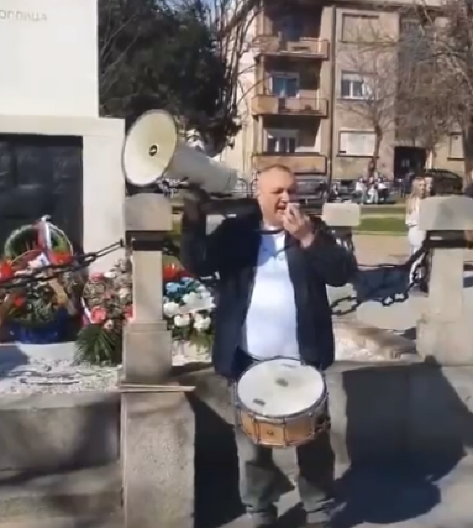 OPOZICIONAR OBJAVIO SNIMAK ĐILASOVCA SRĐANA MILIVOJEVIĆA, PA PORUČIO: Ko nas kleo, nije dangubio! (VIDEO)
