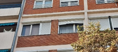 PRETUKLA MAJKU NASMRT, PA JE ZAVILA U ĆEBE I BACILA! Zastrašujući detalji ubistva žene na Novom Beogradu za čiju smrt se tereti njena ćerka