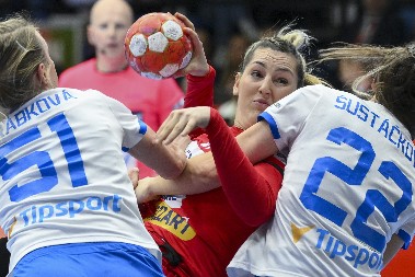 KRAH SRBIJE NA EVROPSKOM PRVENSTVU Češka iskoristila poklone za drugi poraz Bregarove čete