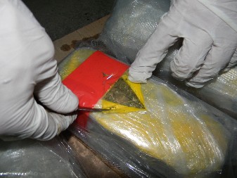 SVAKI ŠESTI SREDNJOŠKOLAC U SRBIJI PROBAO DROGU Tokom 2024. zaplenjeno više od tri tone različitih narkotika