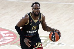 ČOVIĆ NAJAVIO BOMBU Zvezda na korak od pojačanja, ali...