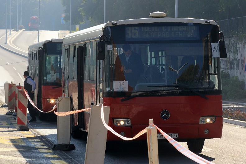 "LOPOV JE U SEKUNDI POBEGAO" Tijana našla novčanik u autobusu sa 630 evra i 27.000 dinara, ali onda je usledio šok