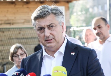 PLENKOVIĆ: Opozicija nije alternativa vlasti, ne bi mogla da upravlja Hrvatskom