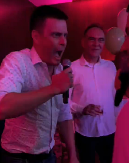 VUK KOSTIĆ U TRANSU! Glumac u nikad viđenom izdanju (VIDEO)