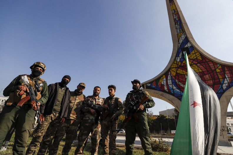 SPREMA SE LISTA HTŠ pravi spisak Asadovih zvaničnika, sumnjiče ih za ratne zločine