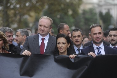 PODELE OPOZICIONIH STRANAKA TRESU STUDENTSKE PROTESTE