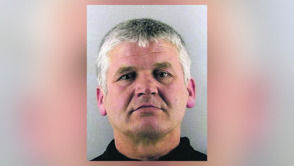 PRE SAMO DESETAK DANA IZAŠAO IZ ZATVORA: Serijski silovatelj Ćirković uhapšen u Novom Pazaru dok je pratio devojčice!