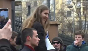 ŠOLAKOVCI POTVRDILI: Đilas zloupotrebio decu iz Jovine gimnazije! (VIDEO)