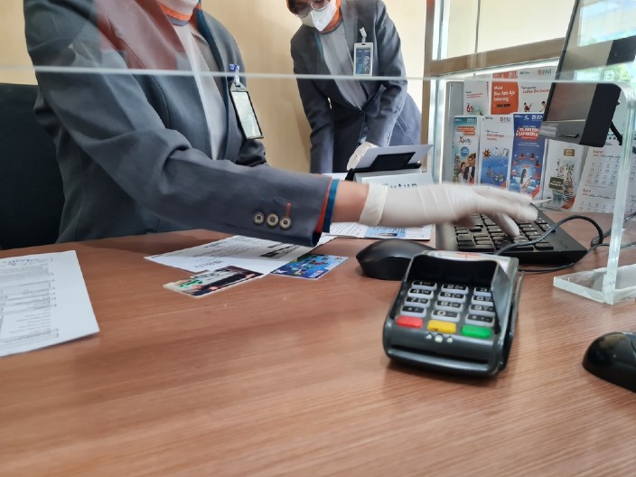 KAD PENZIONERU ZATREBA KREDIT Najvažnije je obići sve banke, uslovi su negde daleko povoljniji