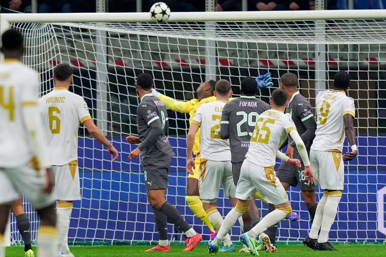 ZVEZDA ŽESTOKO POKRADENA Ekspet za suđenje zagrmeo, pominjao i čuvanje ovaca