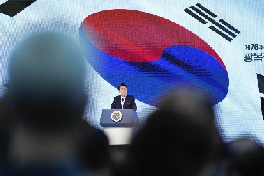 OPOZVAN PREDSEDNIK JUŽNE KOREJE! Parlament izglasao impičment predsedniku Jun Suk Jeolu