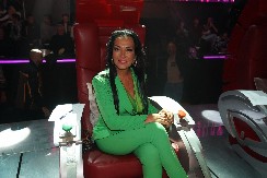 ŠIJAN IZGRADIO IMPOZANTNO IMANJE, SVE PRŠTI OD LUKSUZA! Zavirite u vilu Goce Božinovske (FOTO)