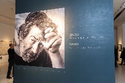 UMETNOST KOJA PREMAŠUJE GRANICE I VREME: Svečano otvorena prva retrospektivna izložba Dada Đurića u Beogradu (FOTO)