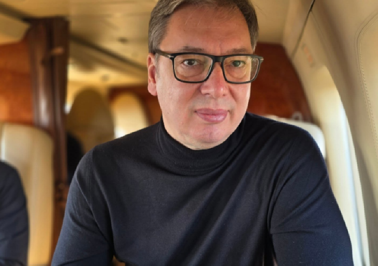 REKLI SU "DA VIDIMO MAJČINOG SINA" KOJI ĆE SMETI DA OTVORI BILO KOJI AUTO-PUT Vučić se javio iz puta ka Moravskom koridoru: Upravo sam krenuo