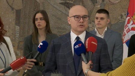 Vučević: Prelaznu Vladu neće dobiti