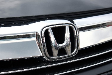 STVARA SE TREĆI NAJVEĆI PROIZVOĐAČ AUTOMOBILA Honda i Nisan finalizuju dogovor