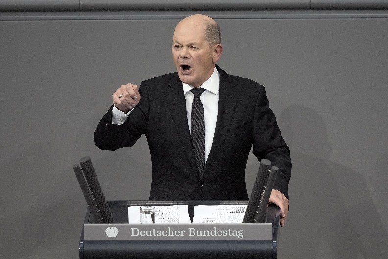 SPREMA SE TOTALNI OBRT: Ko je favorit za novog nemačkog kancelara?