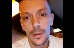 SKANDAL! Sinovac Alije Balijagića u lajvu psovao crkvu i vernike! (VIDEO)