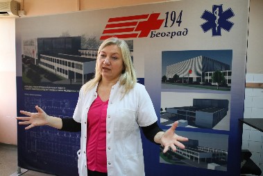 OTEČENI STOMACI OD IĆA I PIĆA! Period oko Nove godine posebno je izazovan za zdravstvene radnike koji se bave urgentnom medicinom! (FOTO)