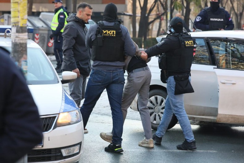 "BEŽAO JE SUPROTNOM TRAKOM,  A SPECIJALCI SU GA JURILI PREKO TRAMVAJSKIH ŠINA" Prolaznica otkriva stravične detalje filmske potere u Bulevaru