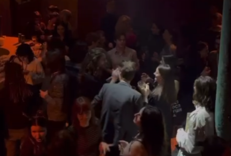 ĐILASOVE VOĐE BLOKADA U PROVODU! Njima veselo u izlasku, a ostale nagovaraju da blokiraju fakultete nedeljama! (VIDEO)