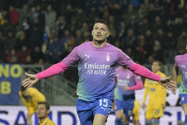 SRBIN PRED SELIDBOM Italijani žele Jovića, a ako ga ne dovedu kreću po drugog srpskog fudbalera