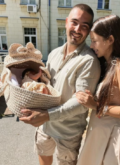 “DA LI JE MOGUĆE DA JE OVOLIKO BOLESNA?!” Naša influenserka zbog ovog postupka trpi jezive uvrede: “Gadi mi se!”