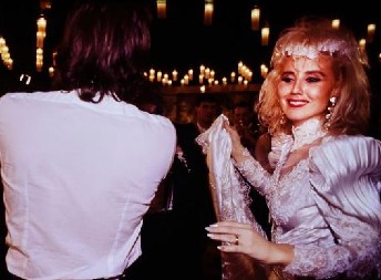 OVA LEGENDARNA PEVAČICA JE UHVATILA BRENIN BIDERMAJER! Posle 25 godina braka, ipak doživeli krah!