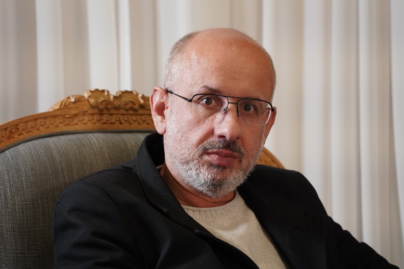 NEK OVO BUDE GODINA PAMETI Srećna Nova godina, Srbijo