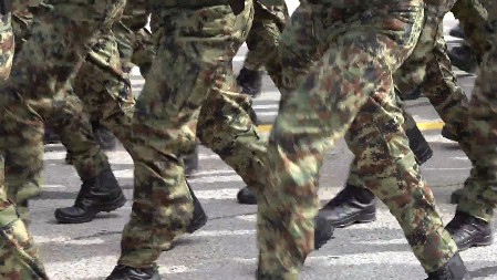 VOJSKA SRBIJA UPALA U BOLNICU Deca se iznenadila - došle i "Kobre" (FOTO)