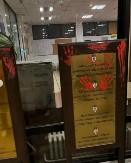 KRVAVA ŠAKA JE NOVA STISNUTA PESNICA Ko stoji iza protesta u Srbiji?