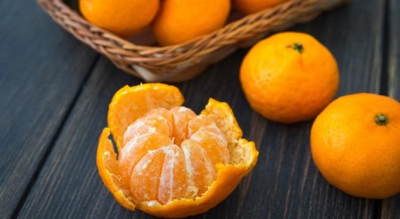 SAMO OVAKO SE NEĆETE PREVARITI OKO UKUSA Kako da izaberete najslađe mandarine u piljarnici?