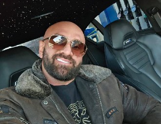 EVO ZAŠTO JE LEPOMIR BAKIĆ SUSPENDOVAN IZ POLICIJE U sve umešana i trans žena!