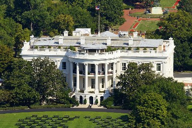 AMERIKA BRUJI O TAJNOVITIM LETEĆIM OBJEKTIMA Bela kuća rešila misteriju?