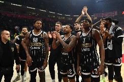 CRNO-BELI MOGU DA ODAHNU Kapitenski tandem spreman za Asvel