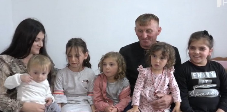 SRBIN OŽENIO 22 GODINE MLAĐU ALBANKU Odveo je na planinu i napravio joj petoro dece, nije znala da bekne reč srpskog, a sada...(VIDEO)