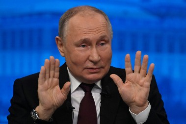 SVET DANAS STAJE - ISTORIJSKO OBRAĆANJE PUTINA! Uskoro će saopštiti udarne stvari o ratu u Ukrajini!