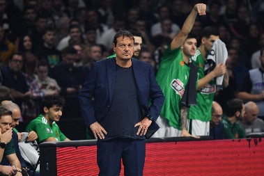 NISMO IMALI DOVOLJNO KOLA HITNE POMOĆI Ataman otkrio šok detalje, navijači zbog Lesora padali u nesvest, otkazivalo im srce...