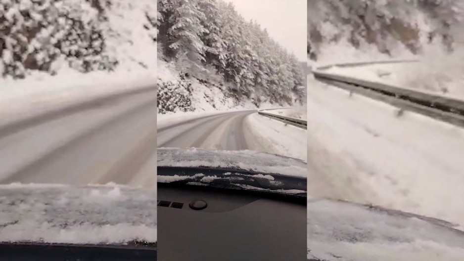JAKA SNEŽNA MEĆAVA ZAVEJALA ZAPAD SRBIJE Putari se jedva bore sa silnim snegom (VIDEO)