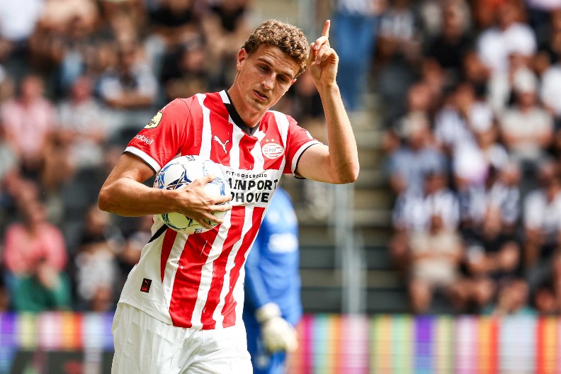 NEMA ŠALE SA FILIPSOVCIMA Naredni rival Zvezde u Ligi šampiona zgromio Fejenord i potvrdio jesenju titulu