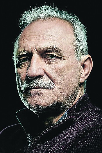 LAZAR RISTOVSKI NAPUSTIO UDUS Razlog: JEDNOUMLJE! Obratio se kolegama: To što radite je bes koji može dovesti do prolivanja bratske krvi i ništa više!