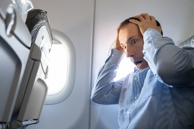 Ova navika u avionima nervira mnoge - može li biti ukinuta?