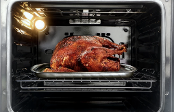 NA KOLIKO STEPENI TREBA DA SE SPREMAJU MESO, KOLAČ, TESTENINE... Sve će ostati sočno i premekano, prste da poližete