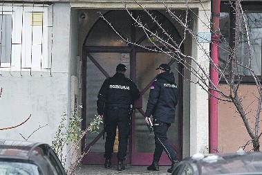 ZLOČINE ČINIO S PERIKOM, LAŽNIM BRKOVIMA I BRADOM Ubio je i silovao čak 14 žena, jedina preživela žrtva otkrila stravične detalje!