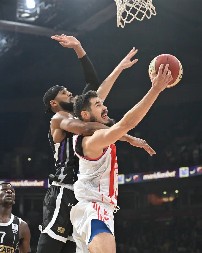 BLISTAVO VEČE SRPSKIH KLUBOVA Ovako izgleda tabela Evrolige posle pobeda Zvezde i Partizana