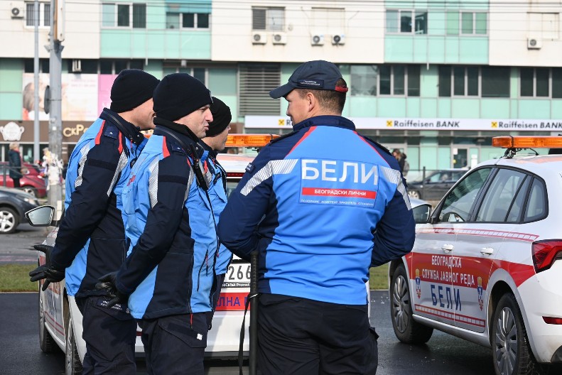 PRETUČEN KOMUNALNI MILICIONER Nasilnik ga vređao, pa nasrnuo na njega