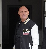 OVA FATALNA PLAVUŠA JE MILIJEVA ŽENA Ostavila je dečka zbog njega, a mlađa je od kompozitora 10 godina!